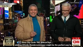 Best of CNN NYE: Drunk anchors and Richard Quest in drag