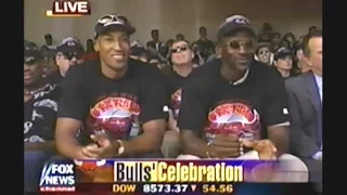 1998 Chicago Bulls / Michael Jordan - Final Championship Celebration Rally - Grant Park