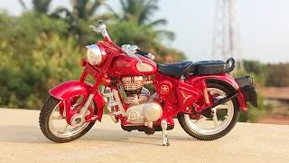 Unboxing Scale Model Royal Enfield classic 350 Diecast Model  #miniature 😊