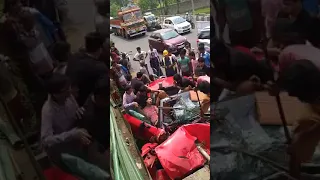 Kolkata ferari California t accident