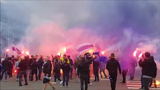Andonline Purple Fans before Anderlecht - Standard Smoke