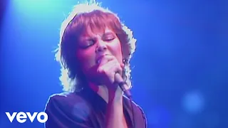 Pat Benatar - Promises In The Dark (Live) (Official Music Video)