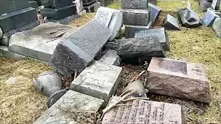 Oak Wood Cemetery Historic Burial Sites in Chicago, Illinois