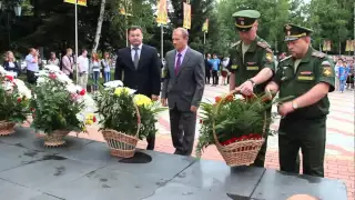 Возложение цветов к Вечному Огню 22 июня