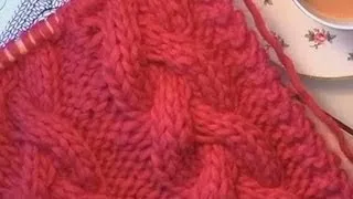 HOW TO KNIT A CABLED SCARF -  Learn how to knit this stunning plaited cable. Scarf tutorial.