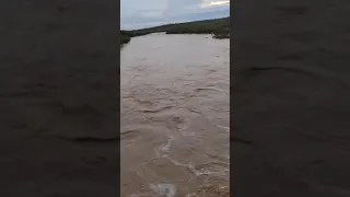 Rio Taperoá PB com a carga completar!! água sentido açude Epitácio Pessoa, Boqueirão -PB