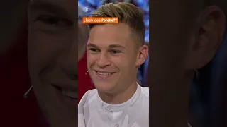 Kimmich erzählt lustige „Fisch“-Geschichte 😅 | sportstudio | #shorts