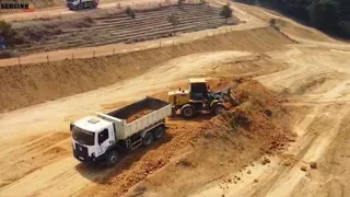 EQUIPE TRABALHANDO NA RECONSTRUÇÃO DA PISTA DE MOTOCROSS! #maquinas #trabalho #motocross