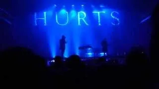 Hurts - Mercy (Live in München 11.11.2013)