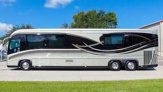 YOU WON'T BELIEVE THIS MOTORHOME IS 16 YEARS OLD - Newell Coach #1230 for Sale!