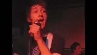 Arctic Monkeys' Earliest Video Playing Live (Glasglow 2005, multicam)