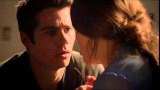 Primer beso de Stiles y Lydia - Teen Wolf