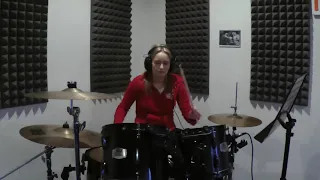 Alisha Travers - Don't Look Back In Anger (Drum Cover)