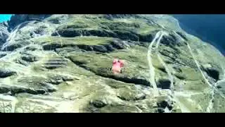 Nissan 370Z Nismo vs Wingsuit - Nissan try to be Top Gear