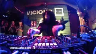 Nicole Moudaber - Vicious Live @ www.viciouslive.com