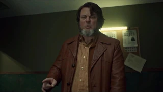[FARGO S02] The lawyer's entrance to the police station - Nick Offerman as Karl Weathers