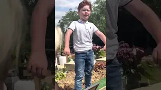 Little Andy cassidy singing for Jim funeral 💙🥲￼