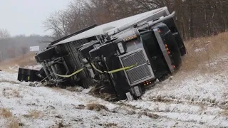 01-15-2021 Bethany, MO - Semi Roll & Tractor Trailer Jackknife on I35