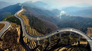 INCREDIBIL! CHINA a Construit Autostrada Care Trece PESTE MUNȚI