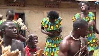 Adungu Cultural Troupe: 'Pearl of Africa'  (Singing Wells)