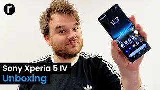 Sony Xperia 5 IV unboxing and hands on