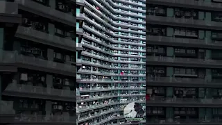 🇨🇳 ¿Todas las necesidades cubiertas? 30.000 personas viven en este edificio en Hangzhou, China.