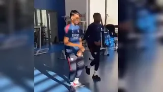 Paquetá e Jean Lucas mandando o passinho no Lyon