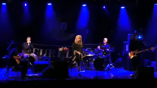 Cowboy Junkies -Sun Comes Up, It's Tuesday Morning - Live Holmfirth Picturedome 18.7.19