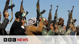 Houthi missile hits US-owned ship off Yemen coast, US officials say | BBC News