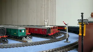 TRIANG OR LIMA OR AIRFIX OR BACHMANN OR MAINLINE MODEL RAILWAY ROLLING STOCK RUN THREE 280524