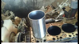 Remove and install the engine cylinder    ISUZU 4BE1 Engine