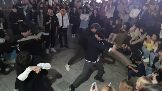 20191101. ILLUSION. 'BOSS' 'THE EVE' COVER. CUTE SCHOOLBOYS. HAPPY BUSKING WITH CHEERING AUDIENCE.