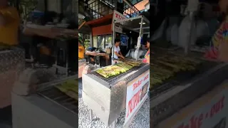 Delicious street food vendors in the Philippines