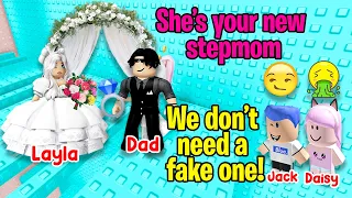 👨‍👩‍👧‍👦 TEXT TO SPEECH 🏡 Stepmother Loves Us More Than Our Own Mother ❤️ Roblox Story