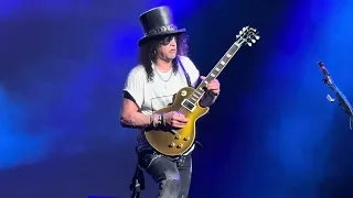 Guns N' Roses - Slash Solo 4K( Live At Budapest 19.07.23)