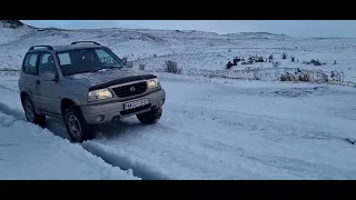 Suzuki Grand Vitara offroad snow Iceland.