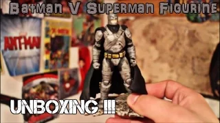 Batman V Superman Batman Figurine Unboxing !!!