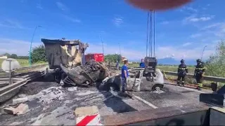 Verona, frontale tra tir a Peschiera del Garda: il punto dello schianto. Video