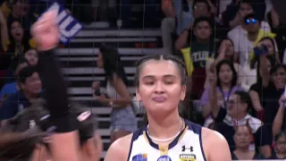 NU’s Bella Belen BACK-TO-BACK BLOCKS in set 4 vs. UST 🚫 | UAAP SEASON 86 WOMEN'S VOLLEYBALL