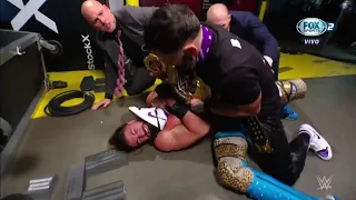 Finn Bálor continúa atacando a Seth Rollins en Backstage - WWE Raw 19/06/2023 (En Español)