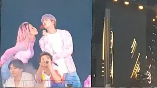 BTS in Paris with Halsey - Boy with Luv | 190607 fancam 직캠