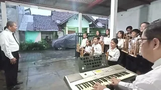 ANGKLUNG MASSAL SEKOLAH MINGGU SD KONFIRMASI - NPS 2 T'RIMALAH KAMI O SANG PUTRA