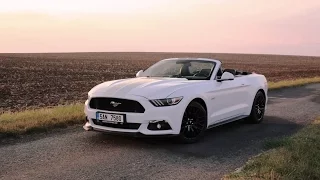 Ford Mustang 5.0 V8 GT Convertible (2016) Point of View & Exhaust Sound (Autoweb.cz)