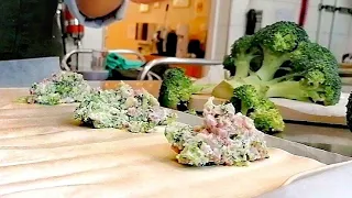 Grossmutters Broccoli-Schinkenrollen mit Blätterteig - leckeres Mittag- oder Abendessen - Rezept