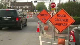 Metra passenger killed after train hits truck in Clarendon Hills