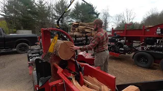 14-24hd Processor In Action plus Log Grapple on the Toolcat 5600