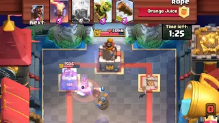 How to use & counter Flying Machine in Clash Royale