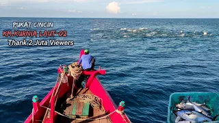 PUKAT CINCIN, Begini Cara Nelayan Indonesia Menangkap Ikan Di Siang Hari || KM.KURNIA LAUT - 02