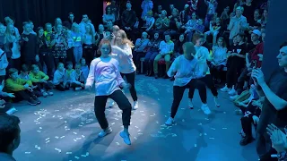 Девушки классно танцуют 🎵 Shuffle Dance & Cutting Shapes 💃 Онлайн школа танца Шафл