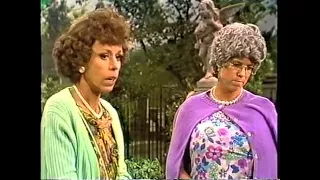 MAMAS FAMILY visit cemetery